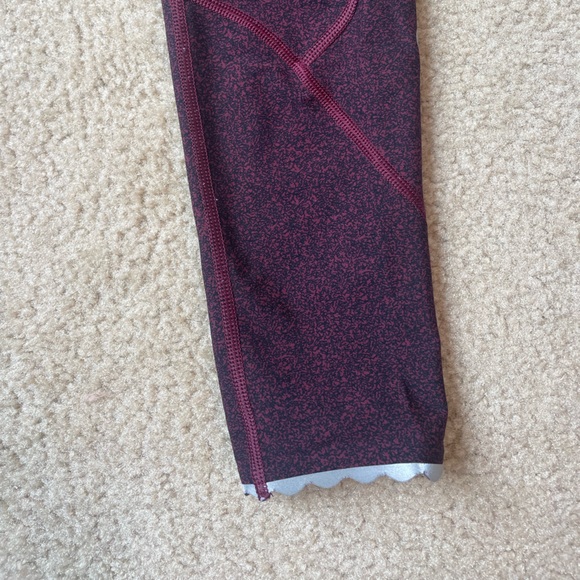 Lululemon Leggings 7/8, size 4 - Picture 2 of 6